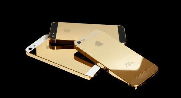 Apple бьет рекорды по продажам iPhone