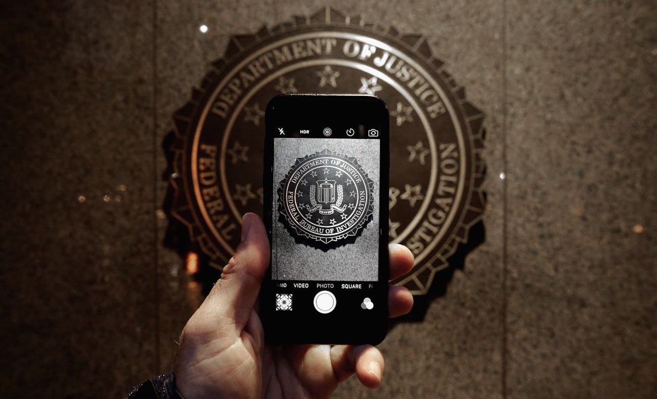 ФБР заплатило хакерам за взлом iPhone