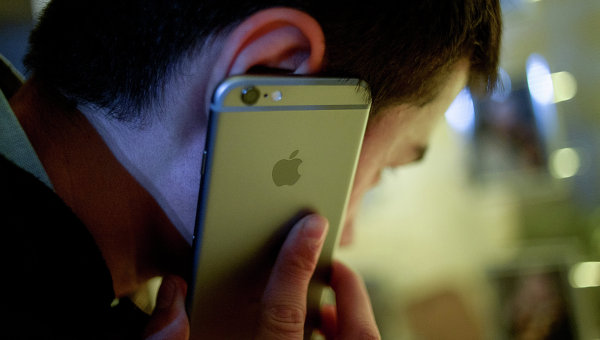 Представители корпорации Apple объявили о снижении цен на смартфоны.